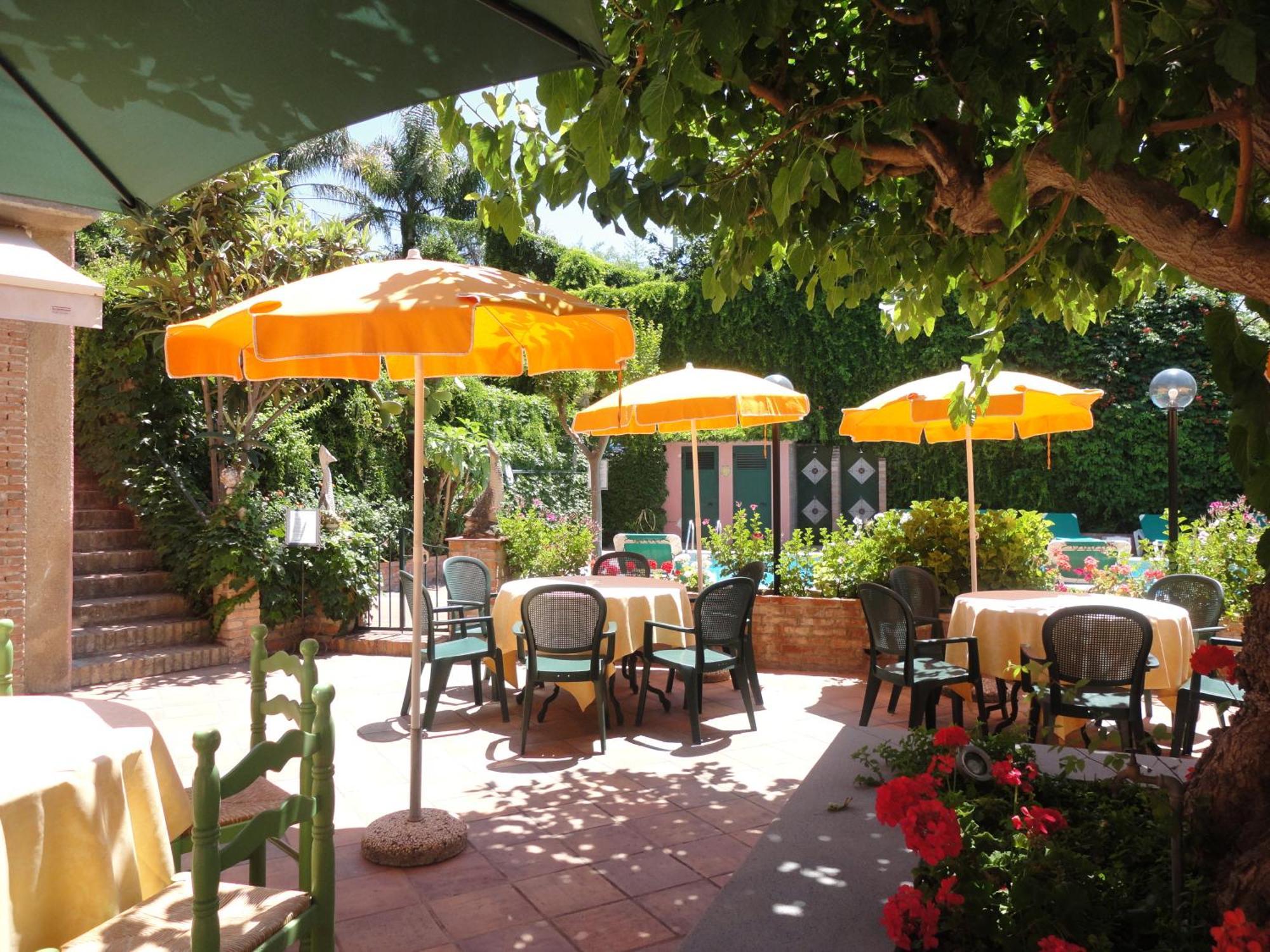 Hotel Villa Sirina Taormina Luaran gambar
